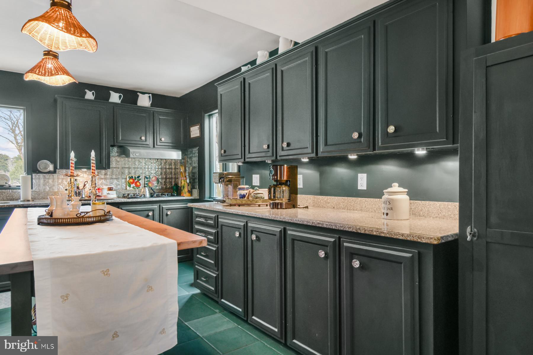 BURLEY HEIGHTS - Residential