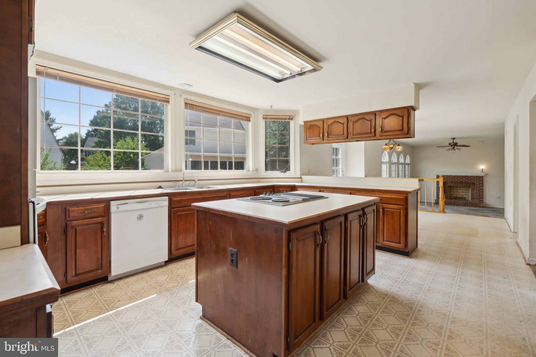 AUTUMN GLEN - Residential