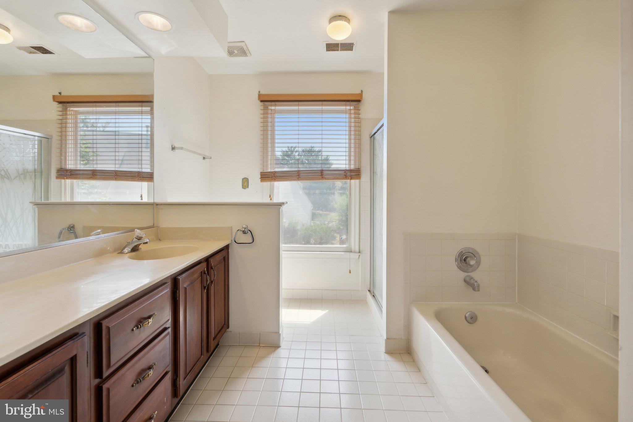 AUTUMN GLEN - Residential