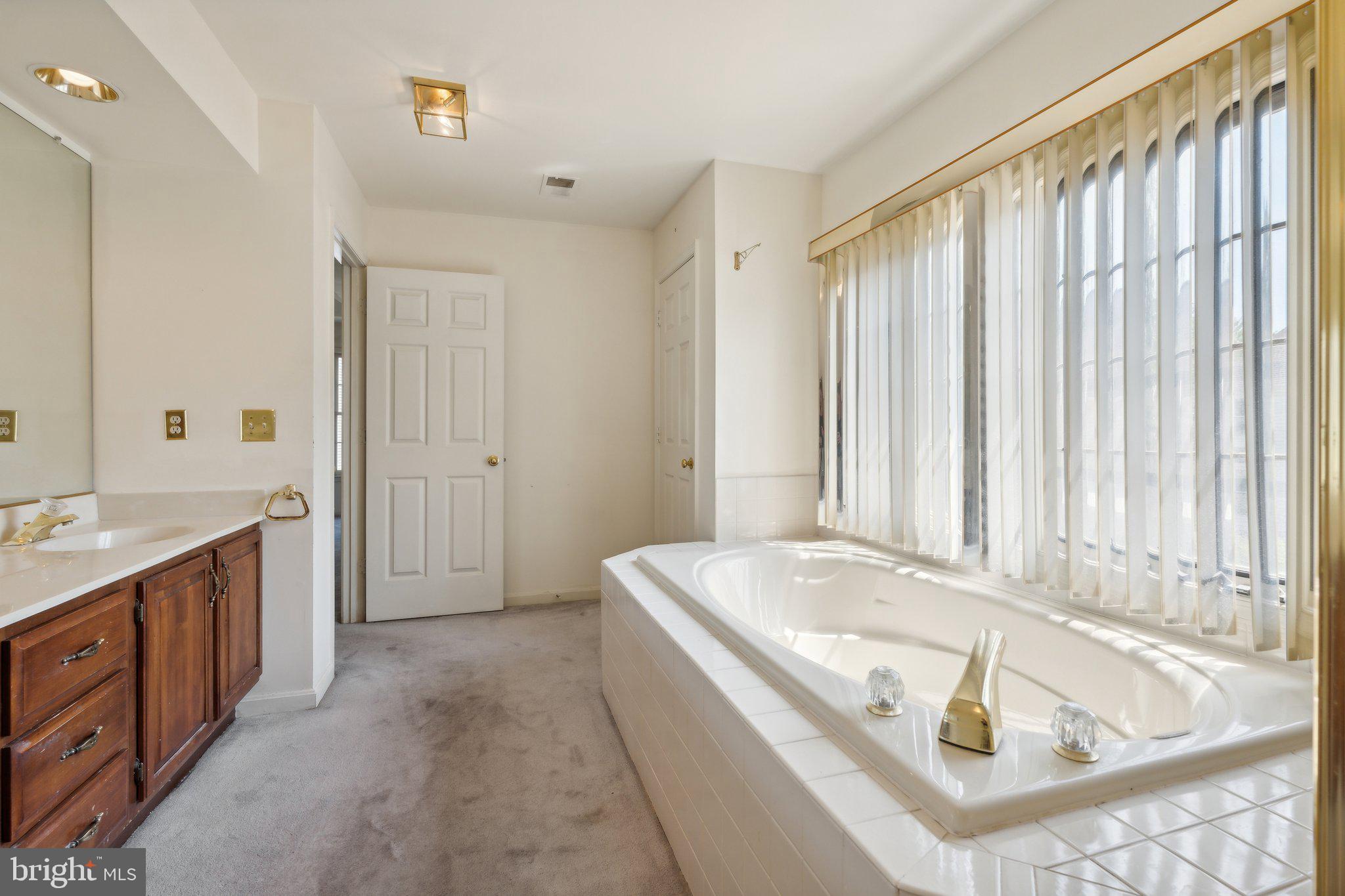 AUTUMN GLEN - Residential