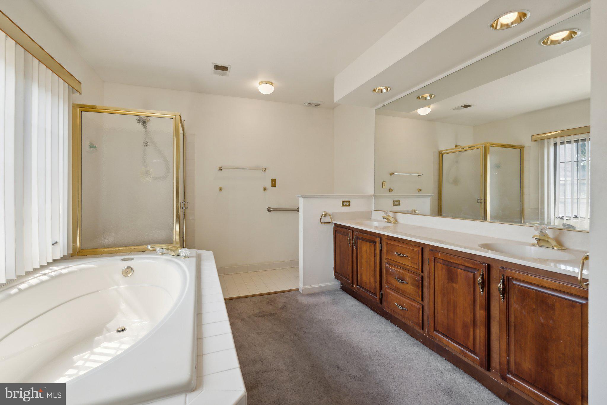 AUTUMN GLEN - Residential