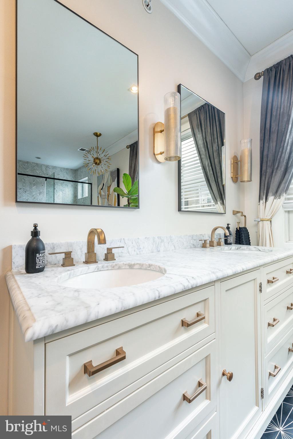 ART MUSEUM AREA - Residential