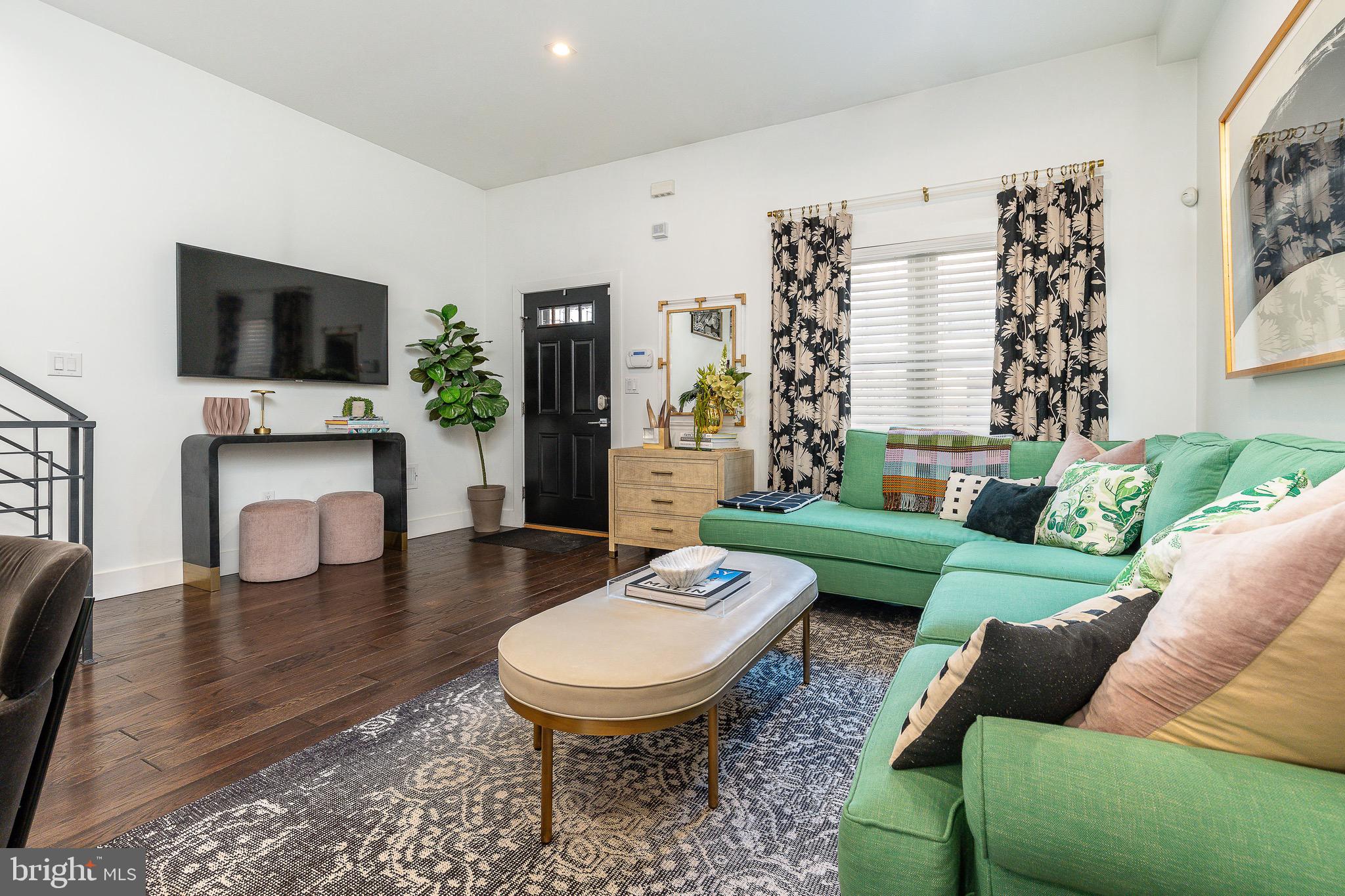 ART MUSEUM AREA - Residential