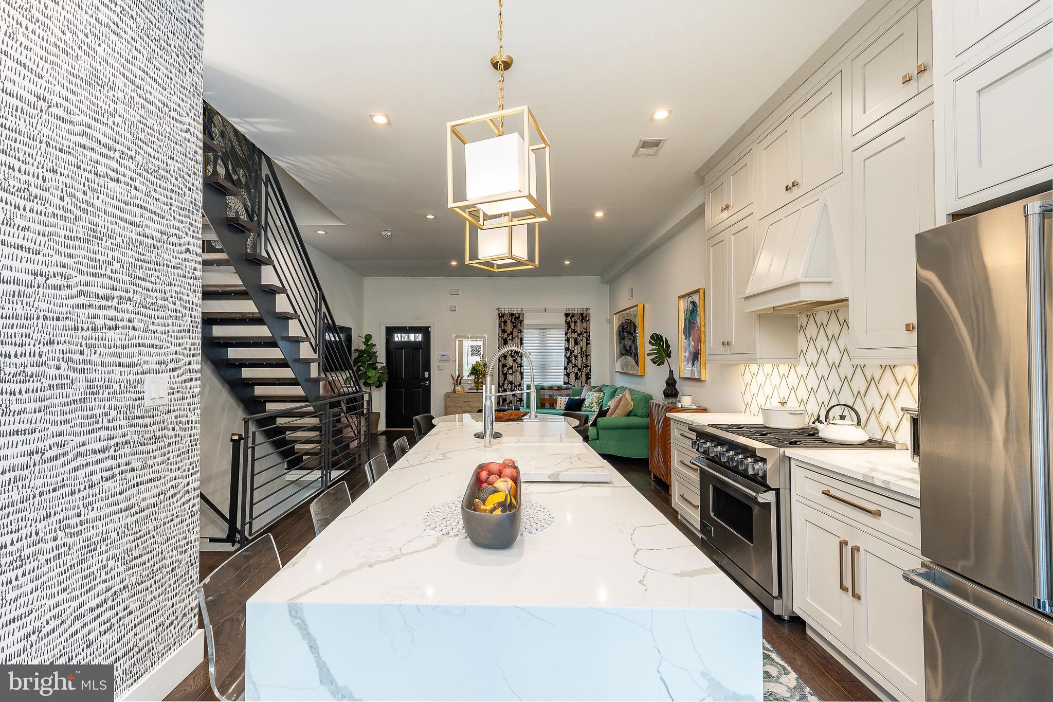 ART MUSEUM AREA - Residential