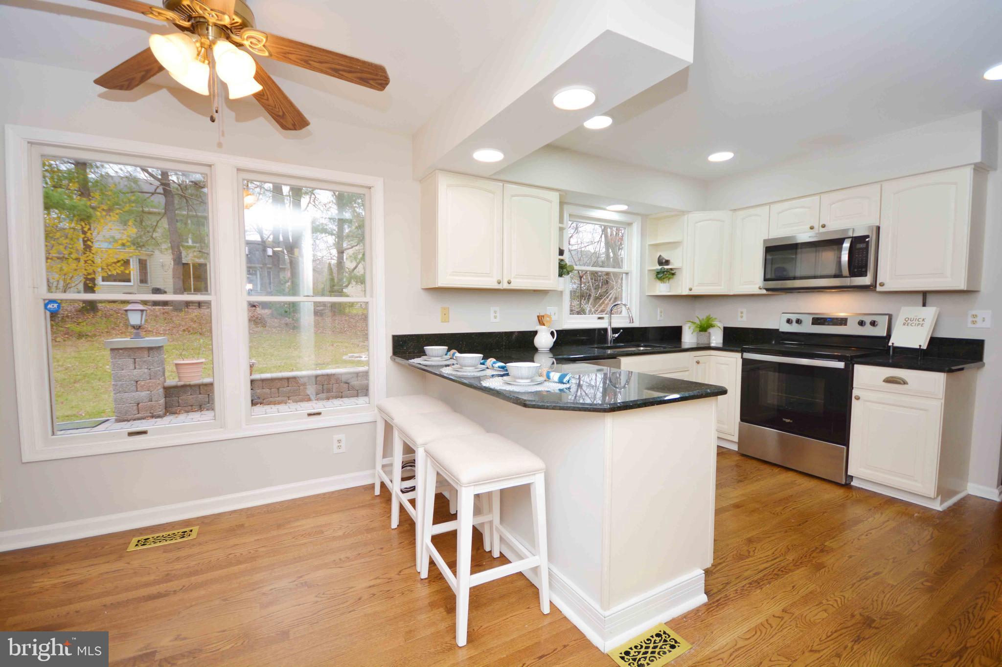 HUNT MEADOW - Residential