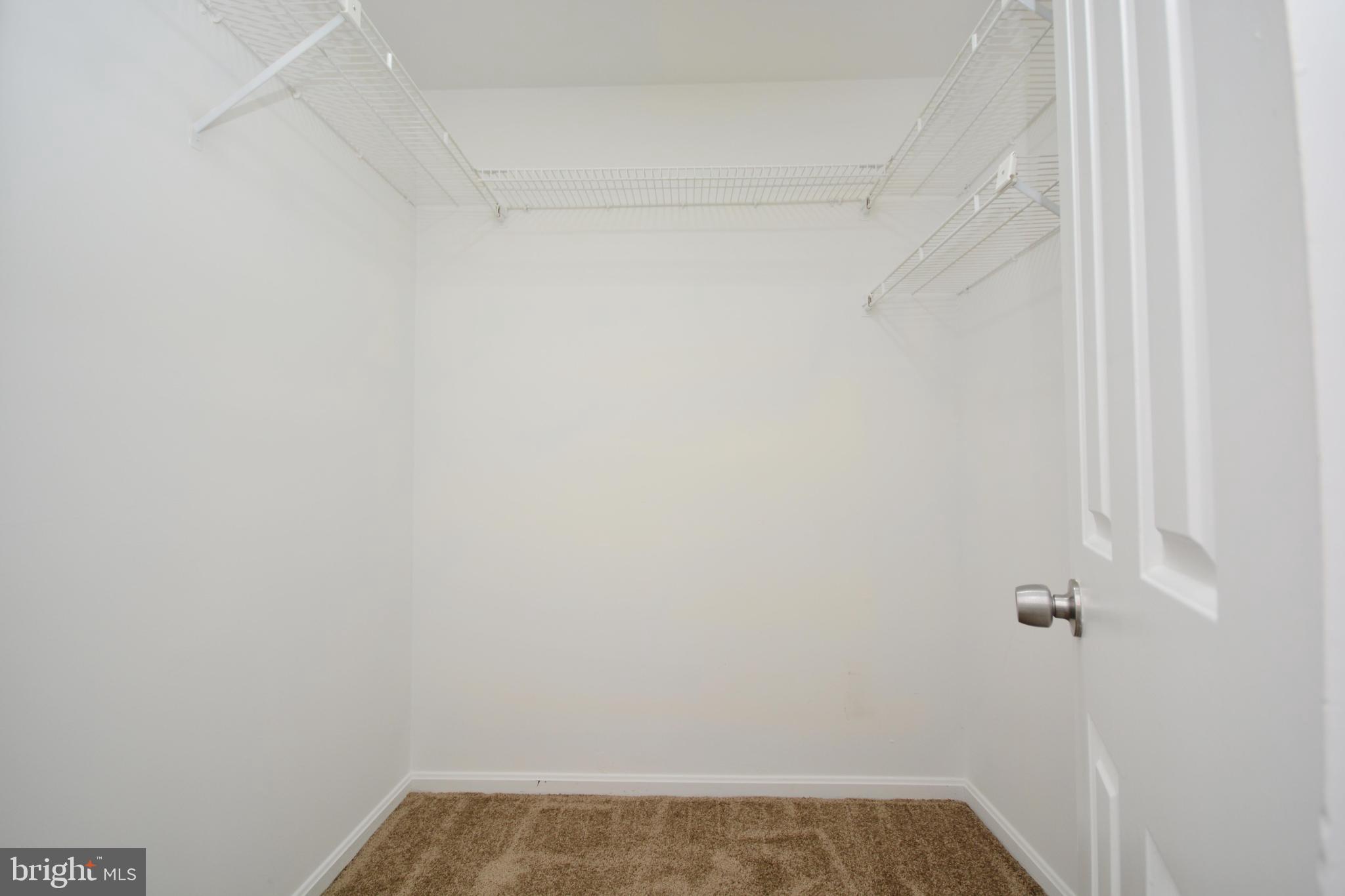 HUNT MEADOW - Residential