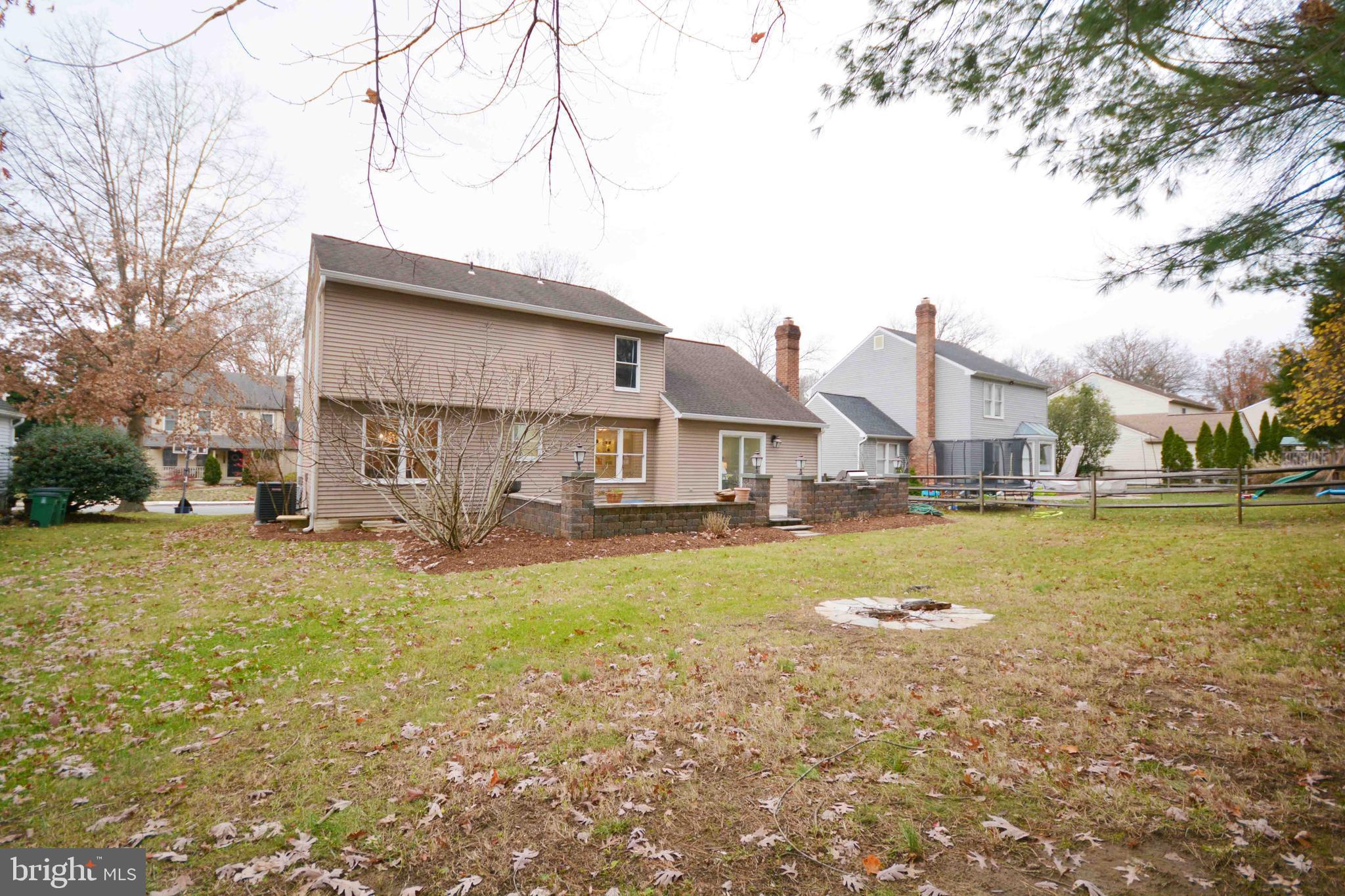 HUNT MEADOW - Residential