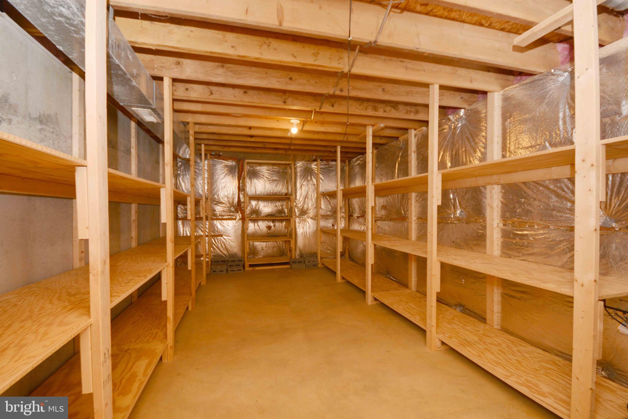 HUNT MEADOW - Residential