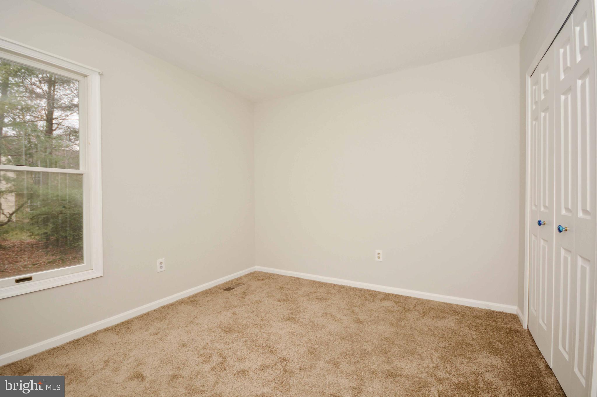 HUNT MEADOW - Residential