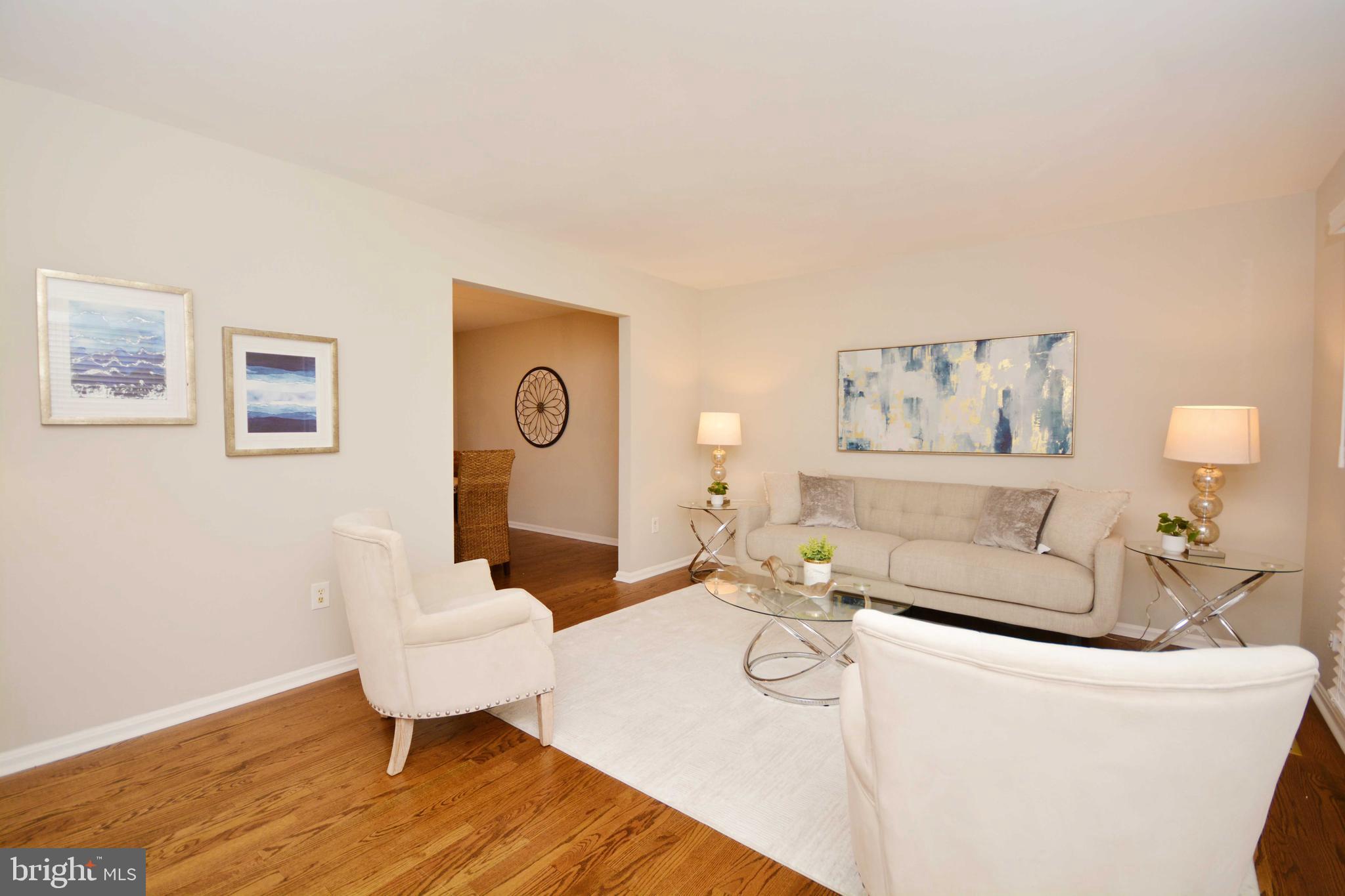 HUNT MEADOW - Residential