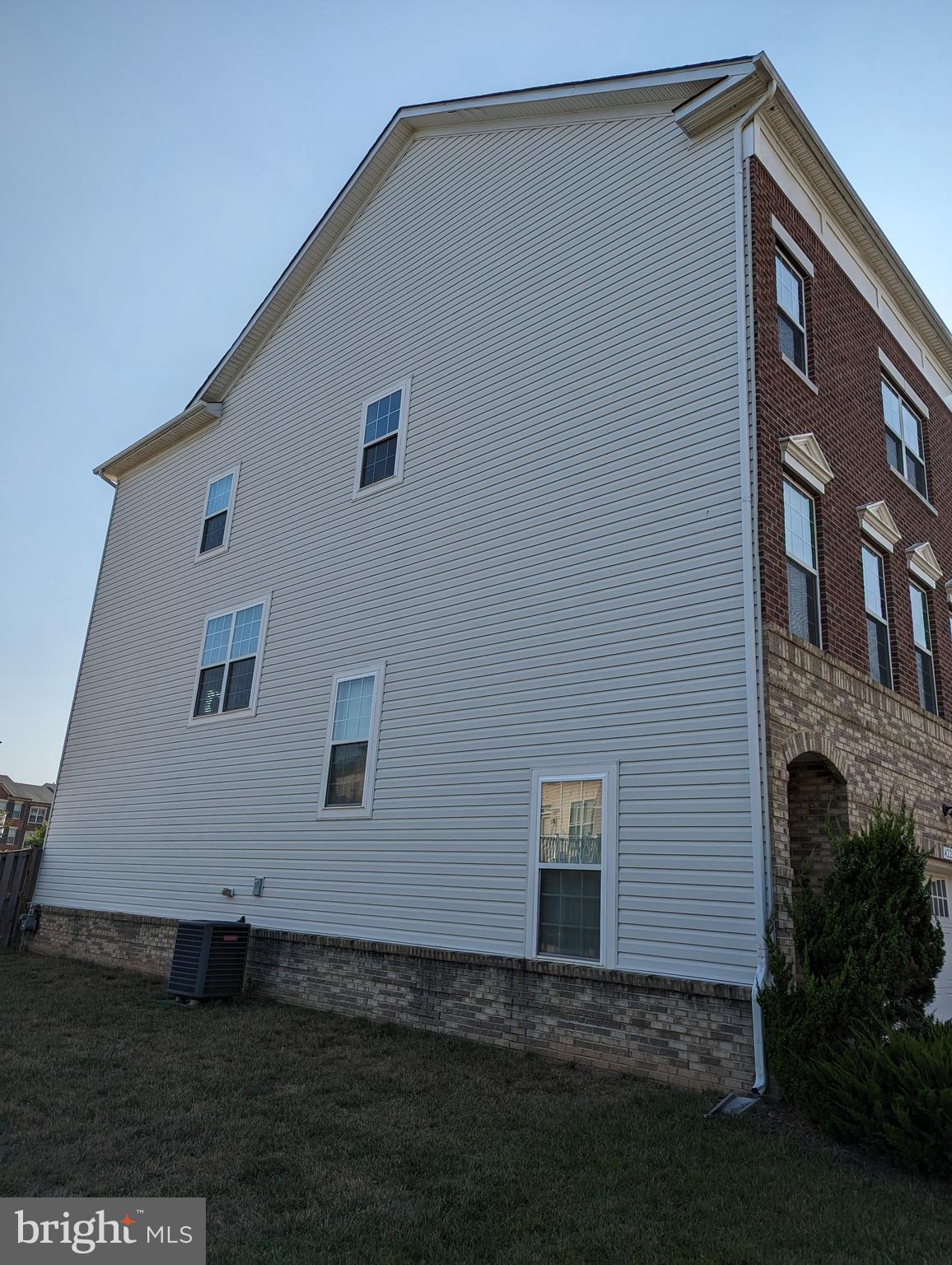 BRAMBLETON - Residential Lease