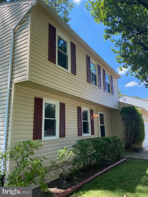 HOLMES RUN WOODS WEST - Residential