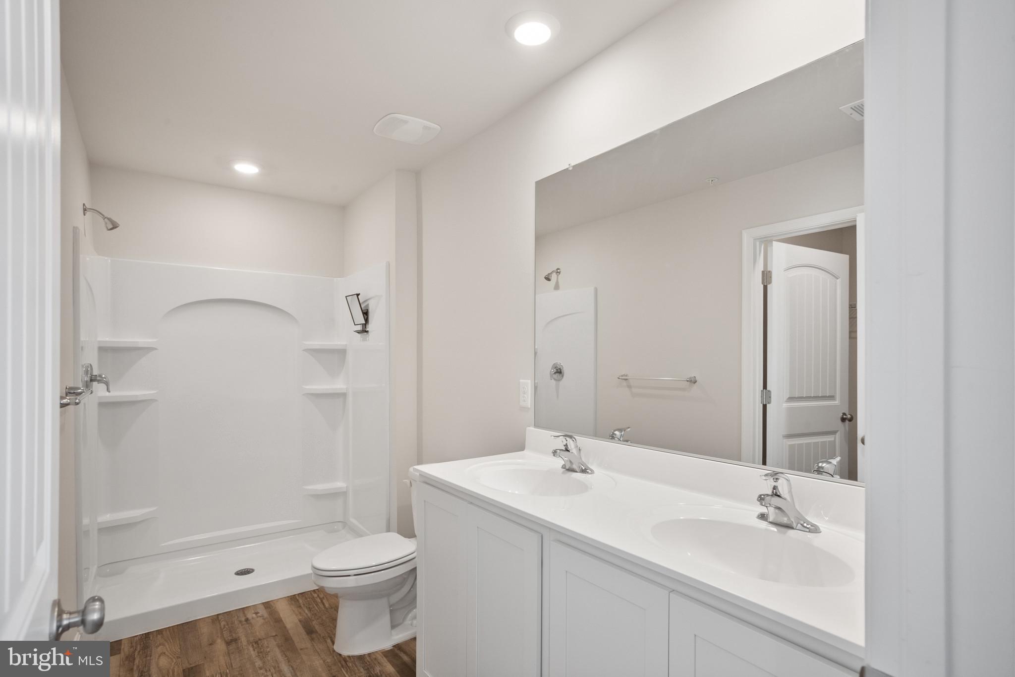 THE PRESERVE AT AYDELOTTE FARM - Residential Lease