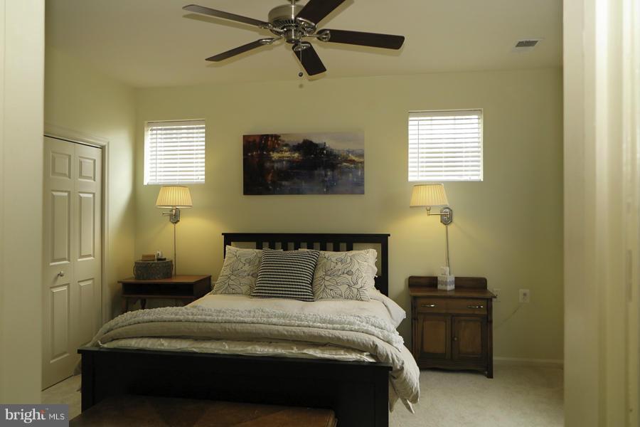 WINDY HILL - Residential