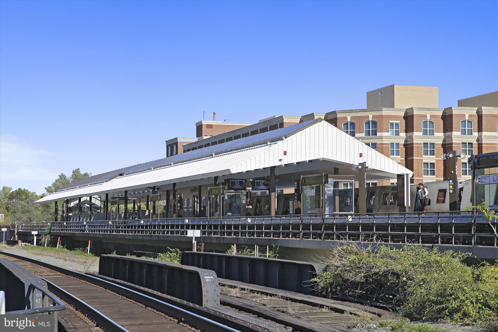 POTOWMACK CROSSING - Residential