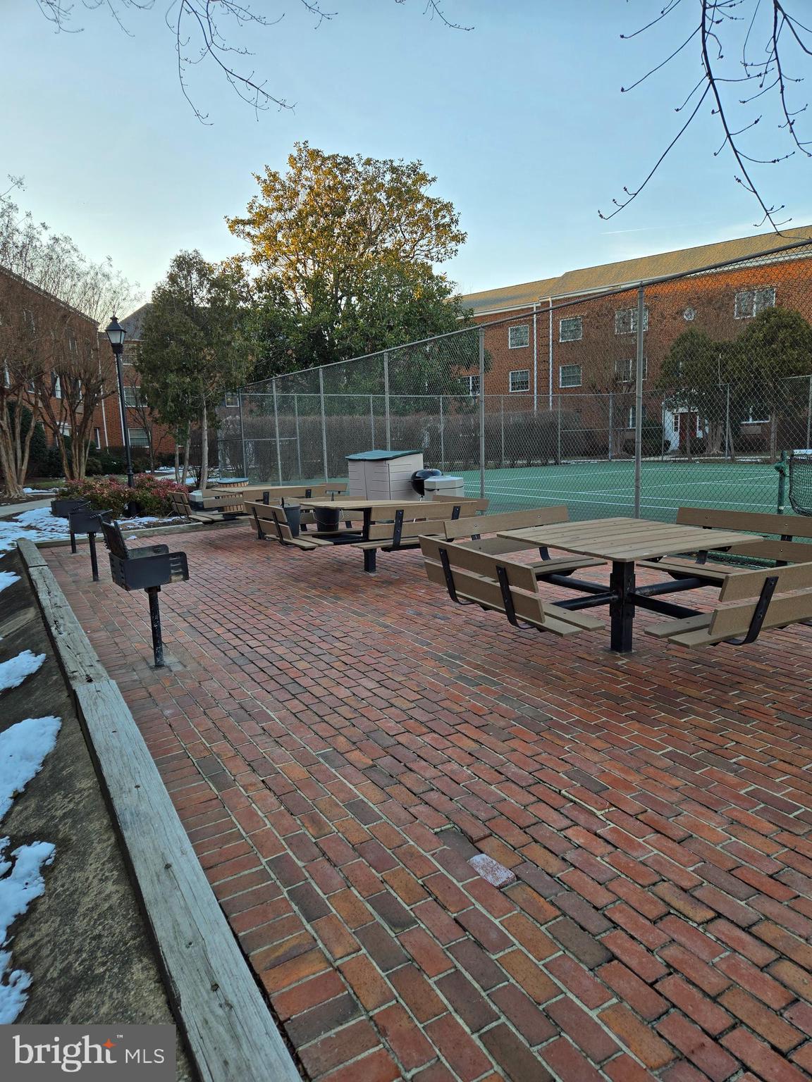 POTOWMACK CROSSING - Residential