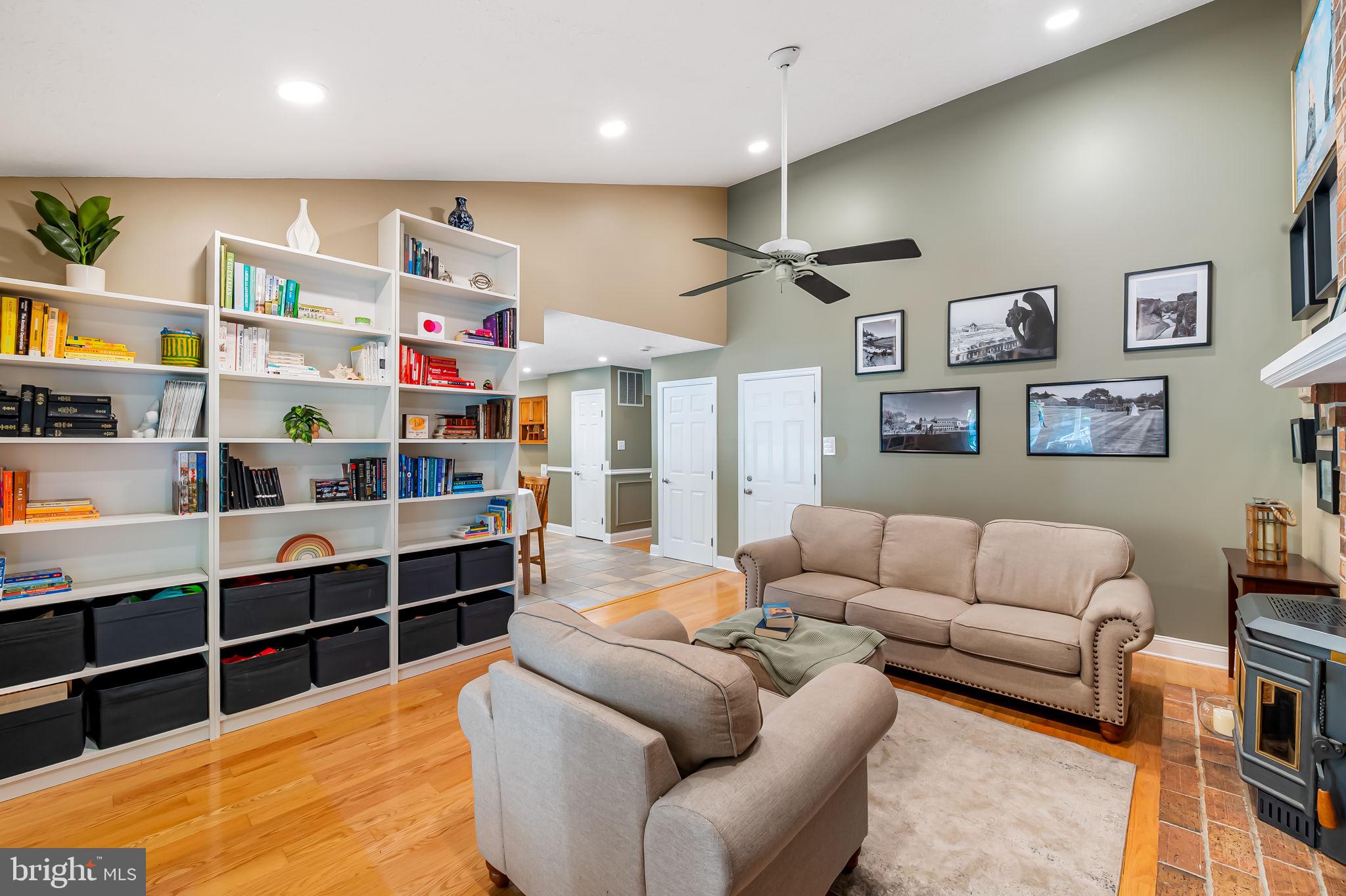 BRENTWOOD PARK - Residential