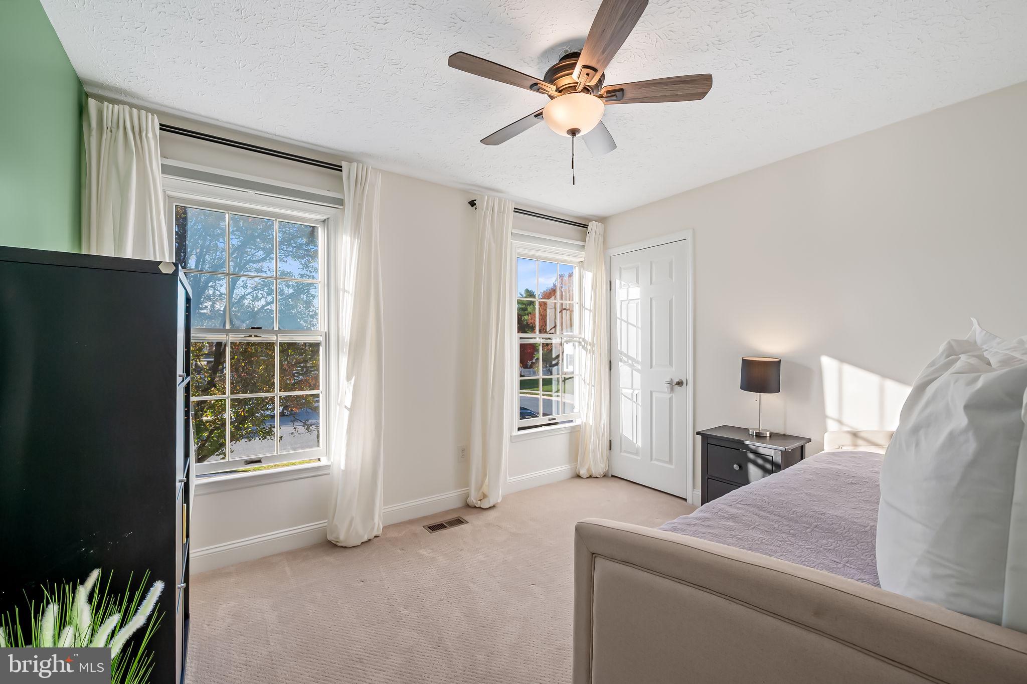 BRENTWOOD PARK - Residential