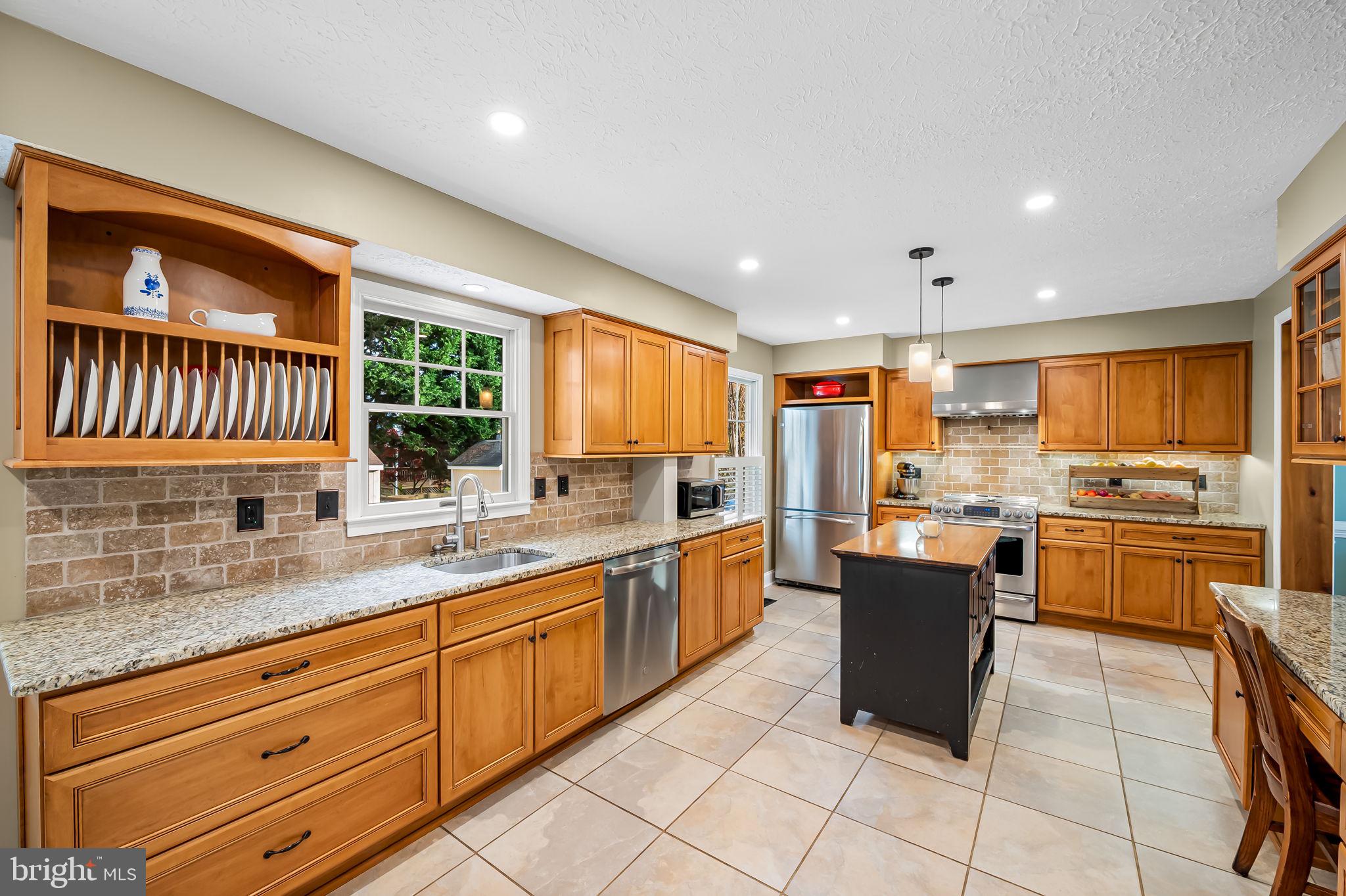 BRENTWOOD PARK - Residential