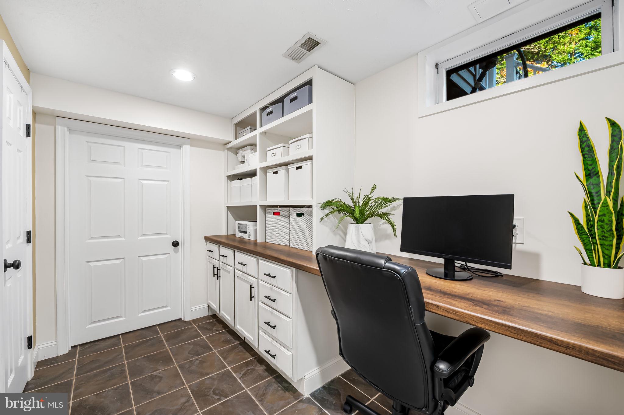 BRENTWOOD PARK - Residential