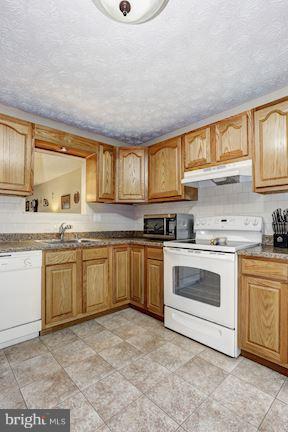 WEST SHORE - Residential