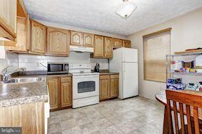 WEST SHORE - Residential