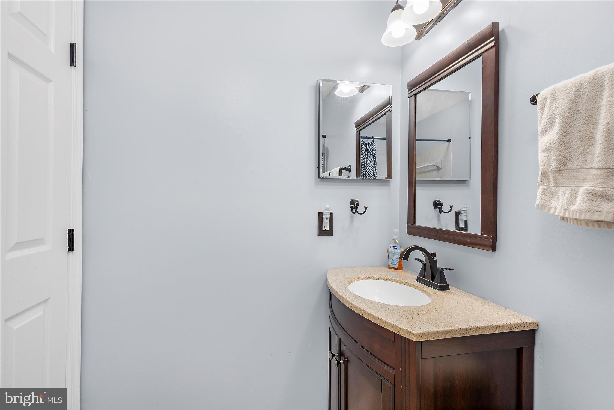 CHESAPEAKE LIGHTHOUSE - Residential