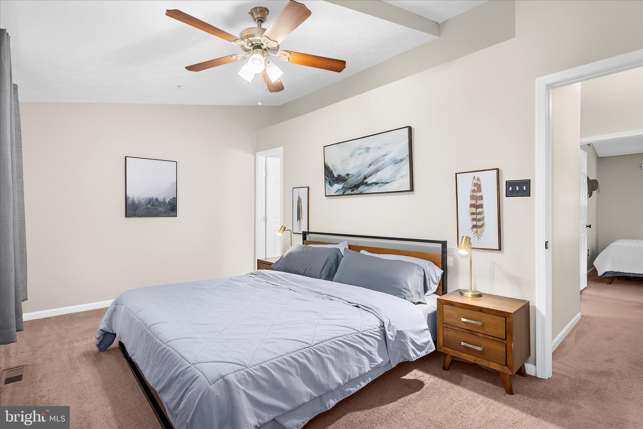 CHESAPEAKE LIGHTHOUSE - Residential