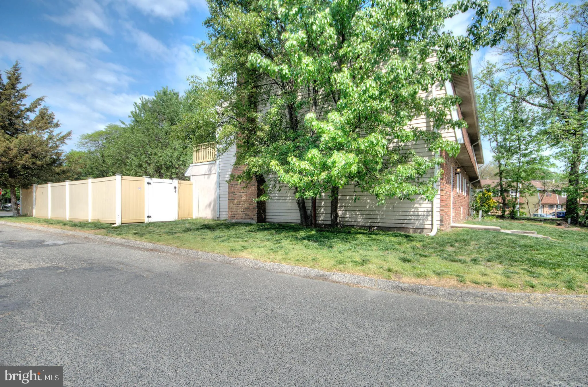 Clementon, New Jersey 08021, United States, 3 Bedrooms Bedrooms, ,2 BathroomsBathrooms,Residential,Pending,122945