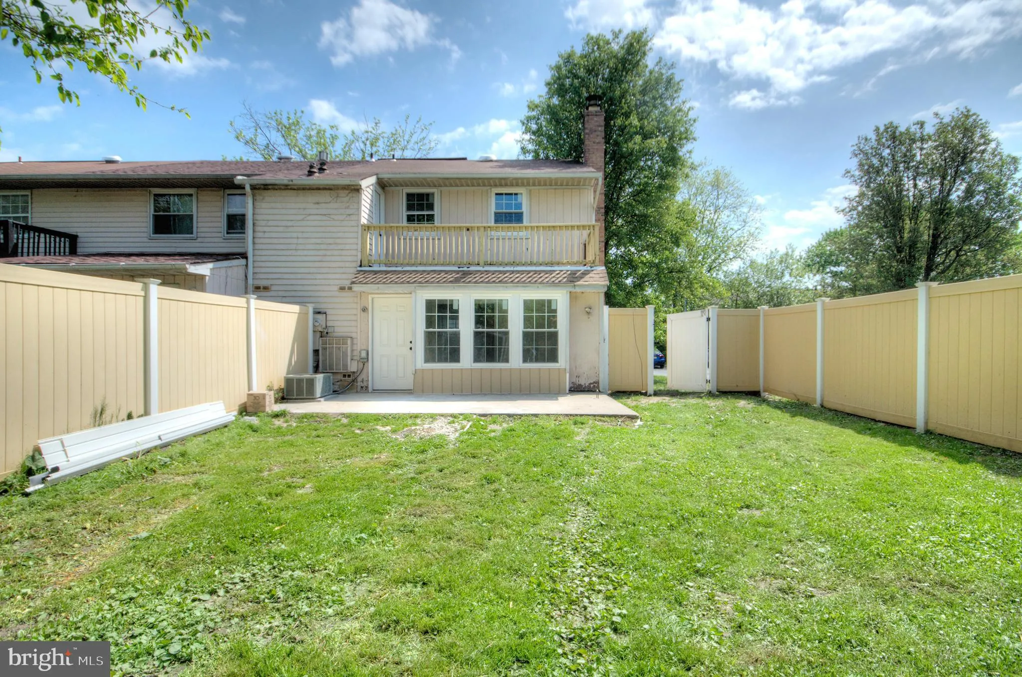 Clementon, New Jersey 08021, United States, 3 Bedrooms Bedrooms, ,2 BathroomsBathrooms,Residential,Pending,122945