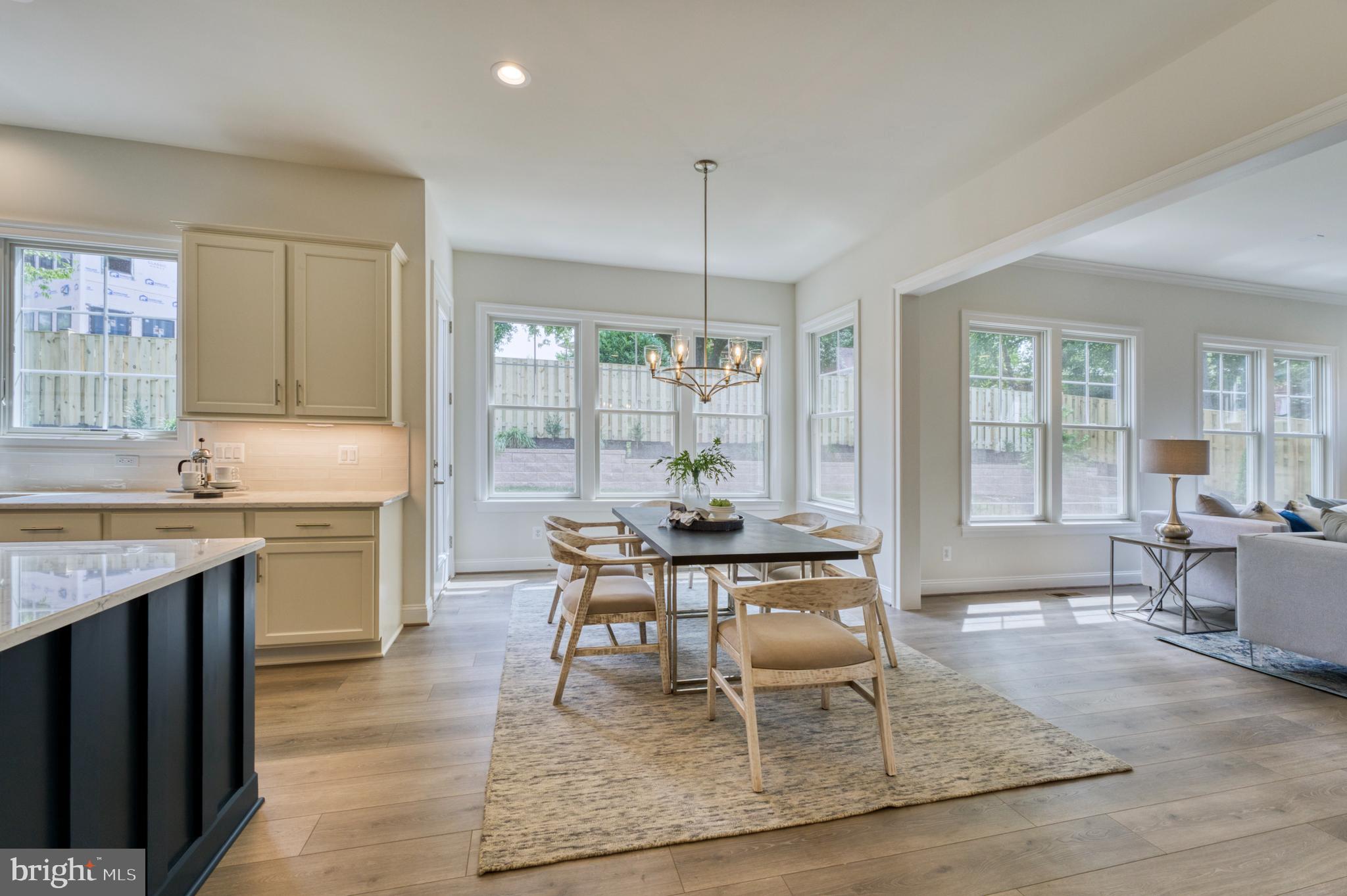 ROSEMONT - Residential