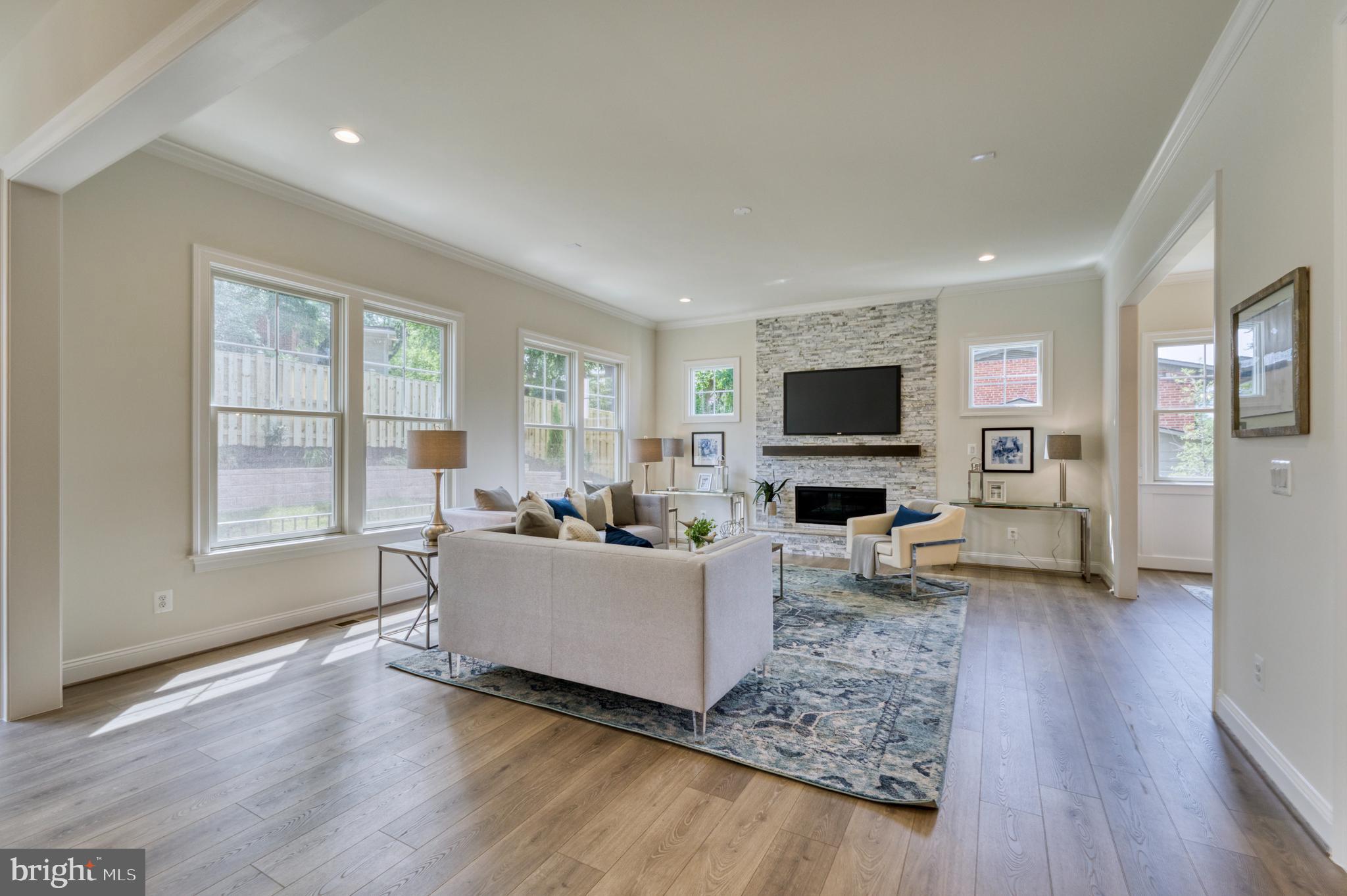 ROSEMONT - Residential