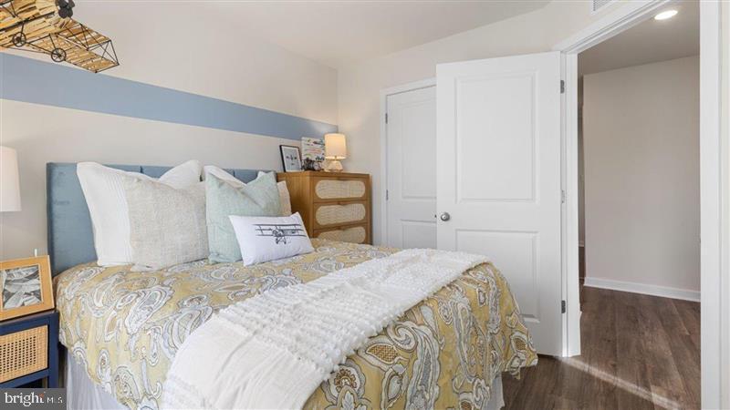 SPRING GARDEN MEADOWS - Residential