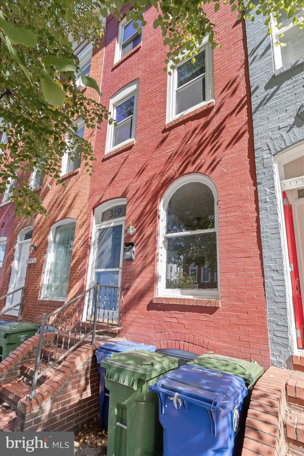 WASHINGTON VILLAGE - Residential