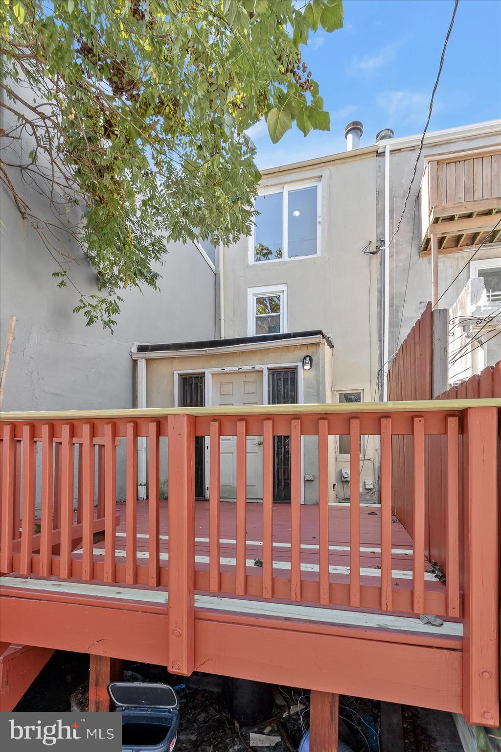 WASHINGTON VILLAGE - Residential