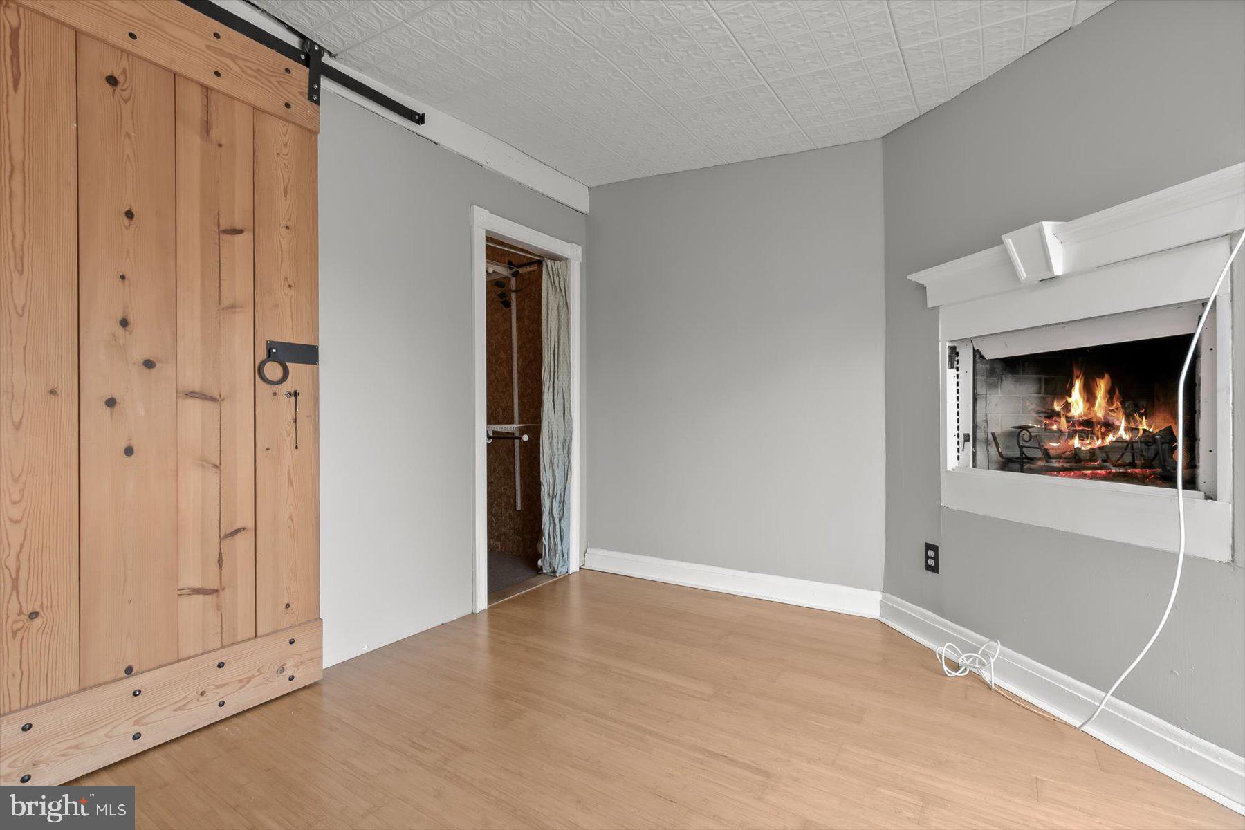 WASHINGTON VILLAGE - Residential