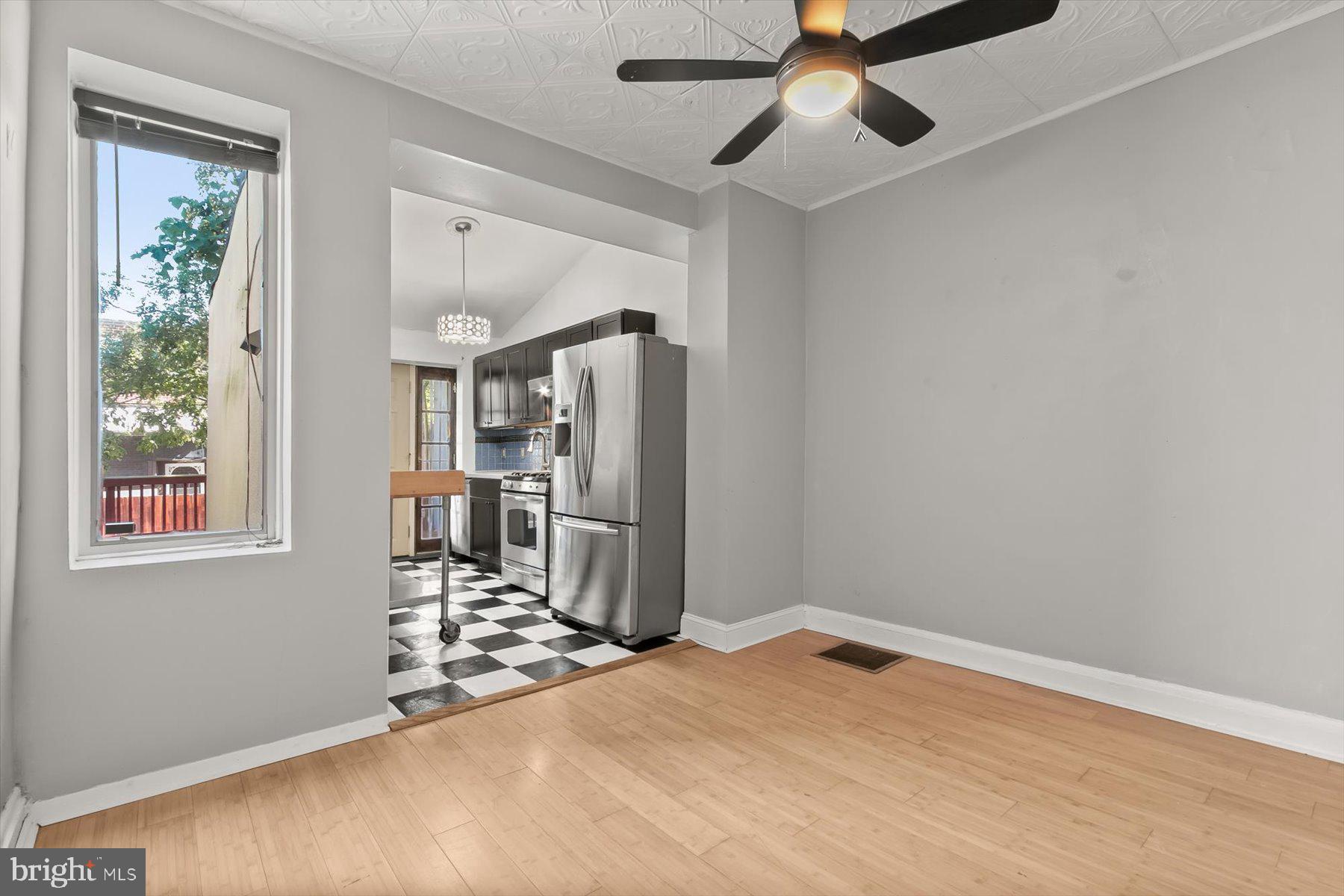 WASHINGTON VILLAGE - Residential