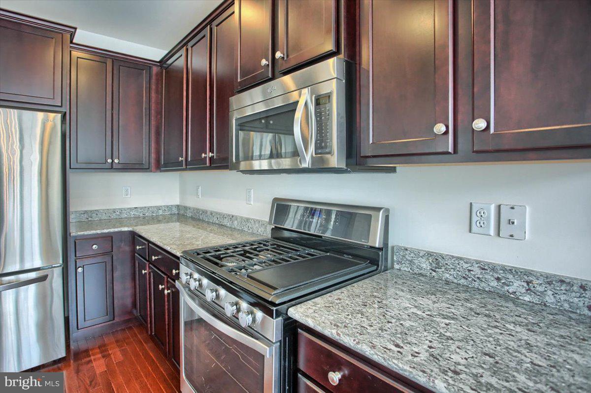 WALDEN - Residential Lease