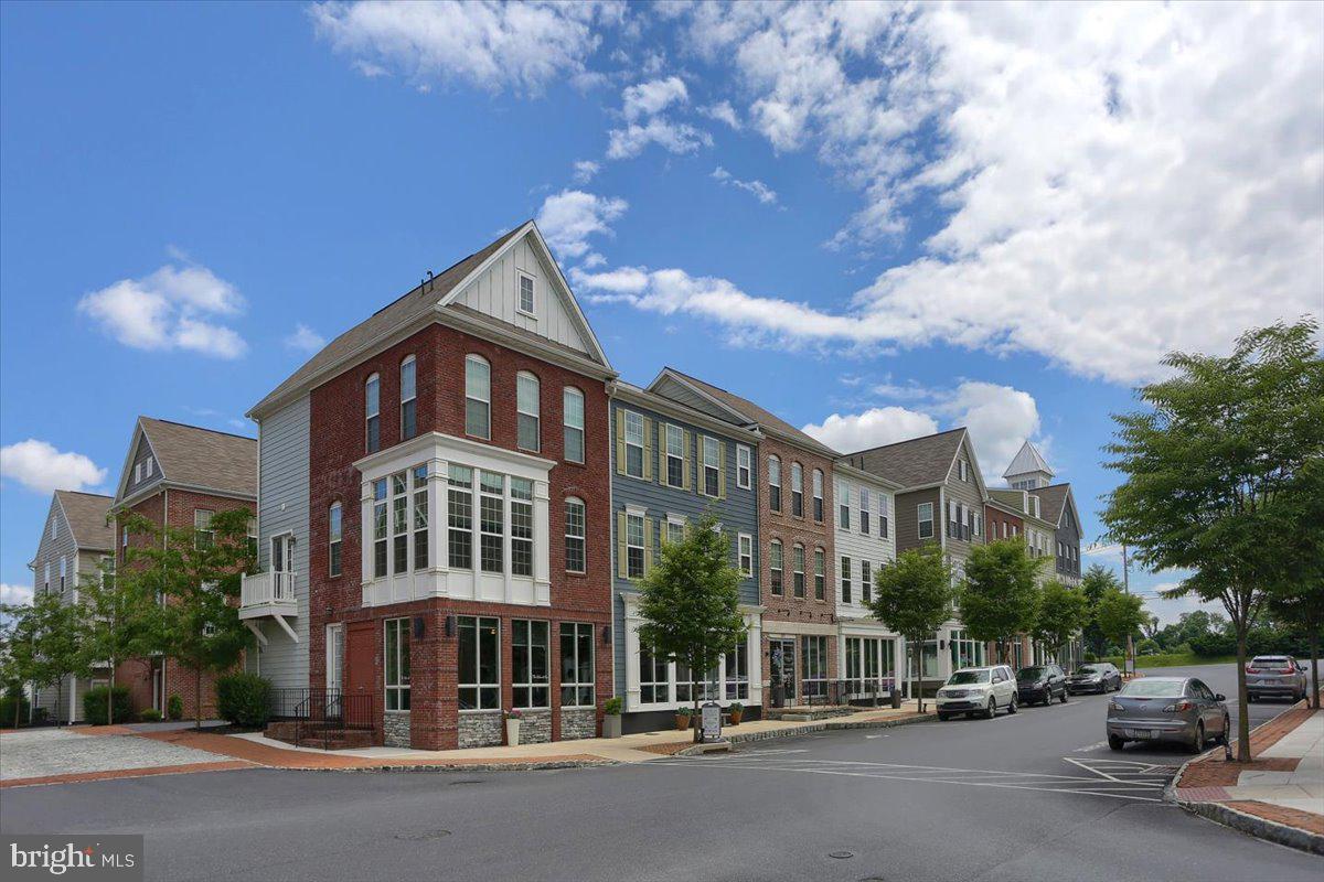 WALDEN - Residential Lease