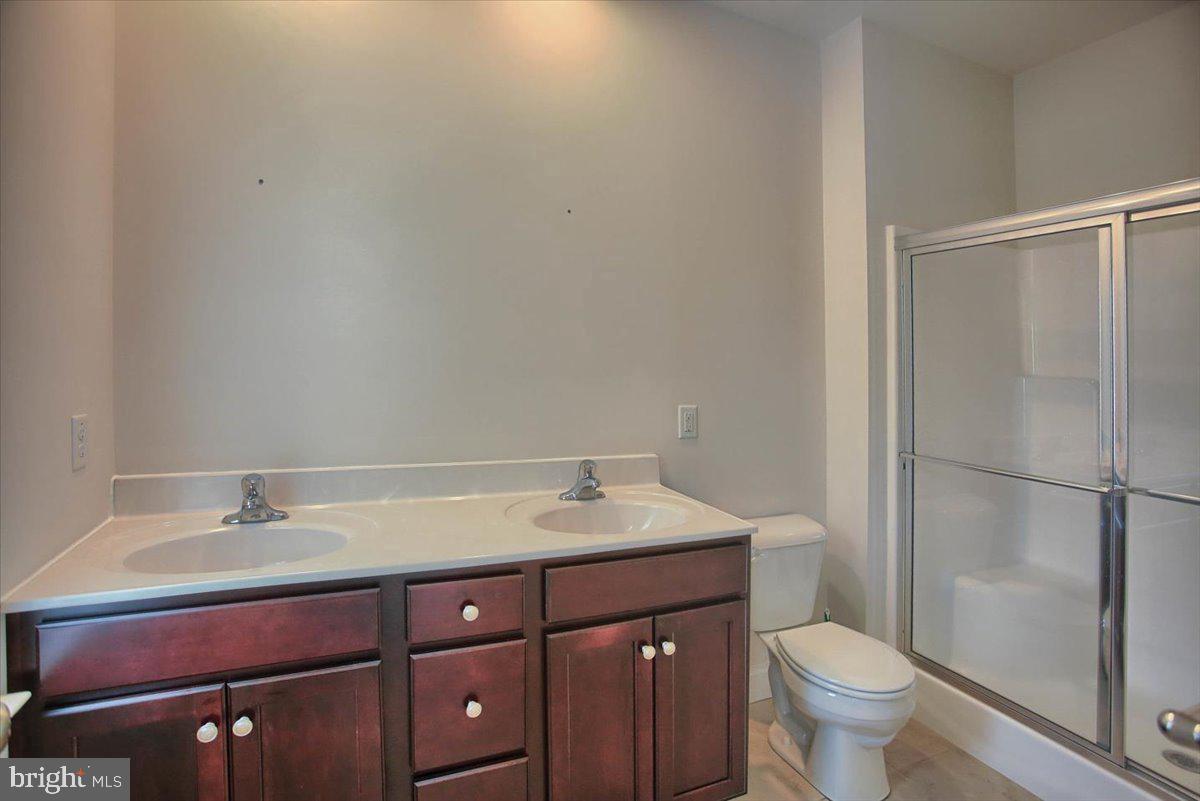 WALDEN - Residential Lease