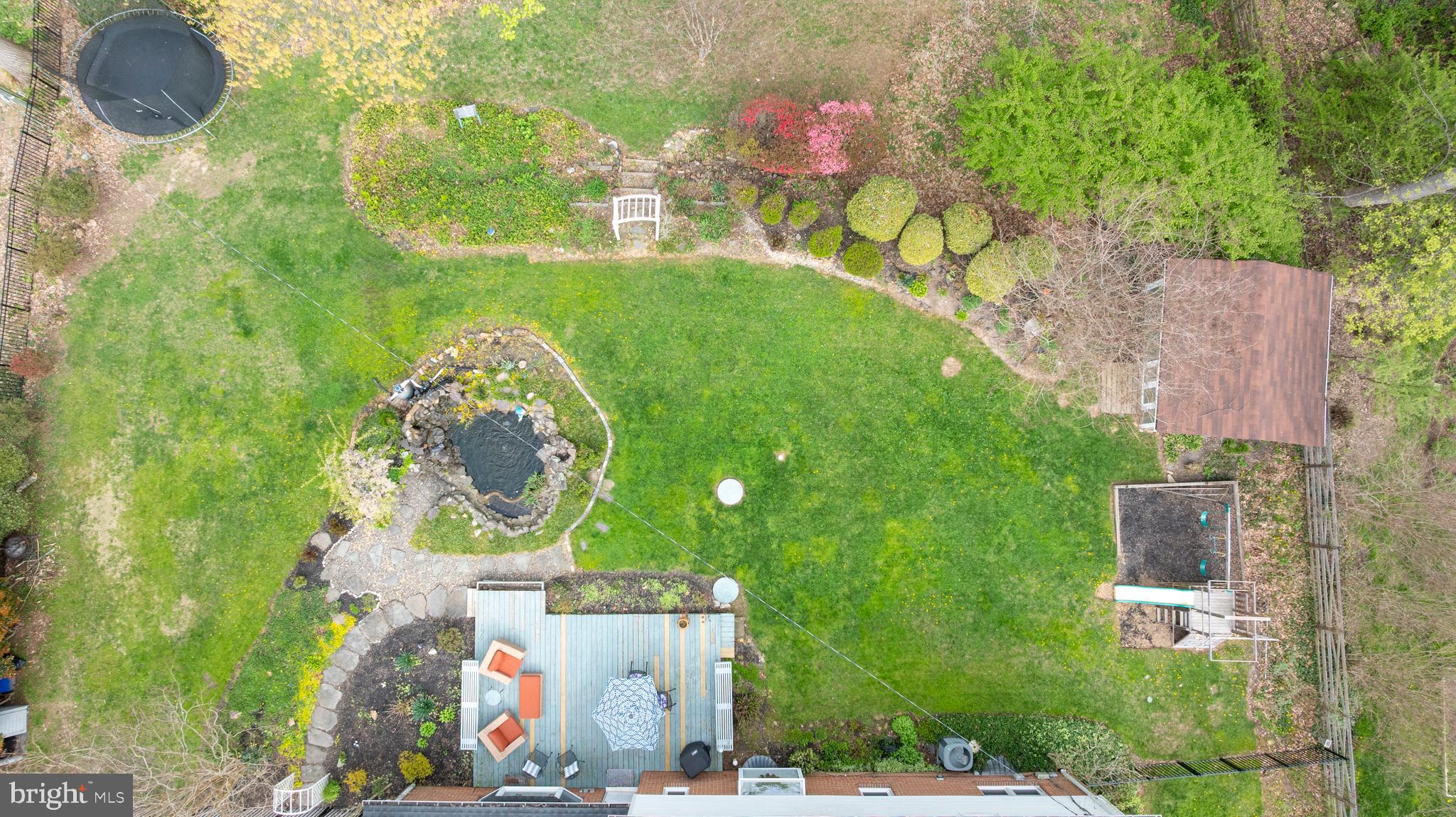 HAMPTON GARDENS - Residential