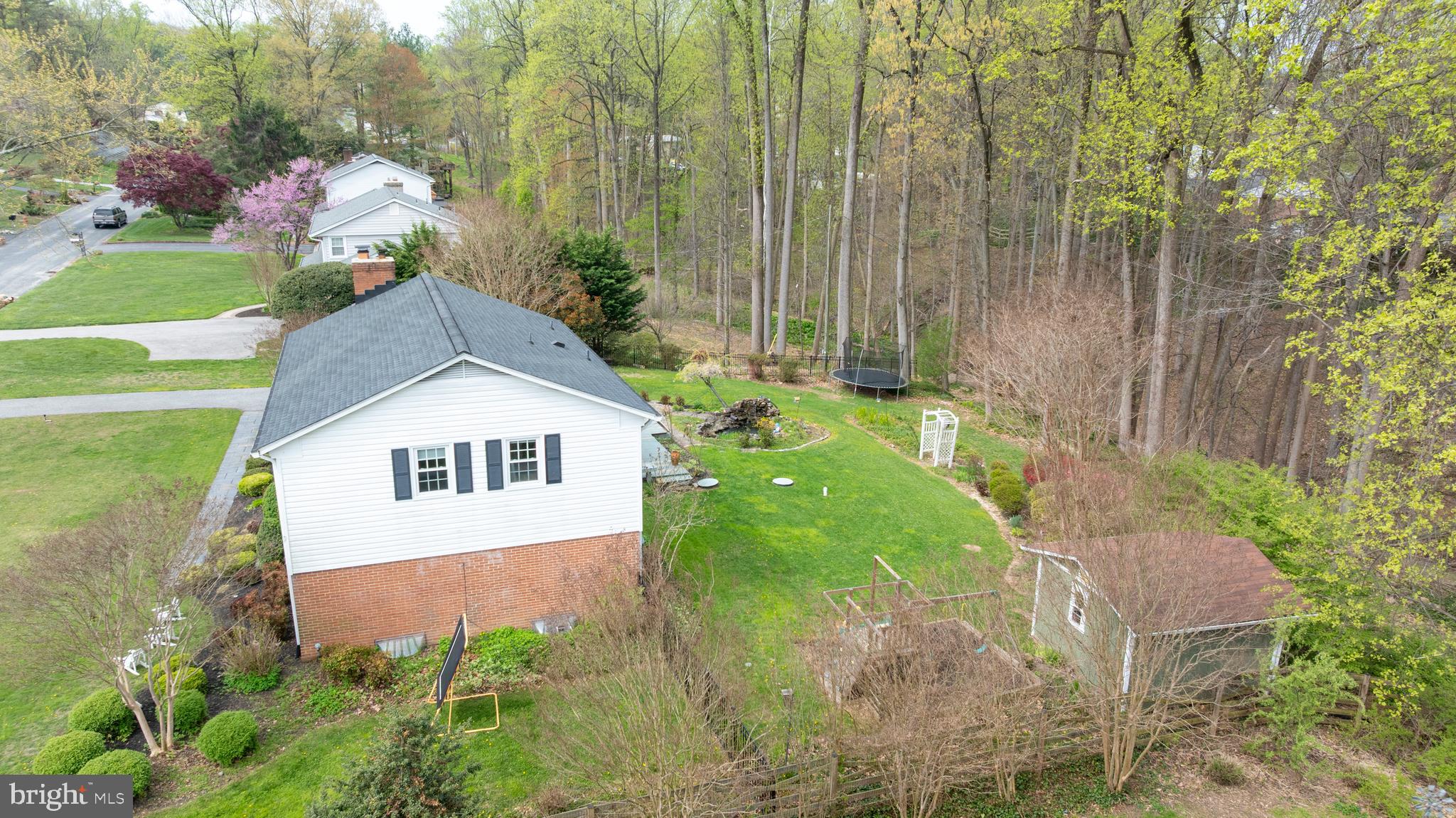 HAMPTON GARDENS - Residential