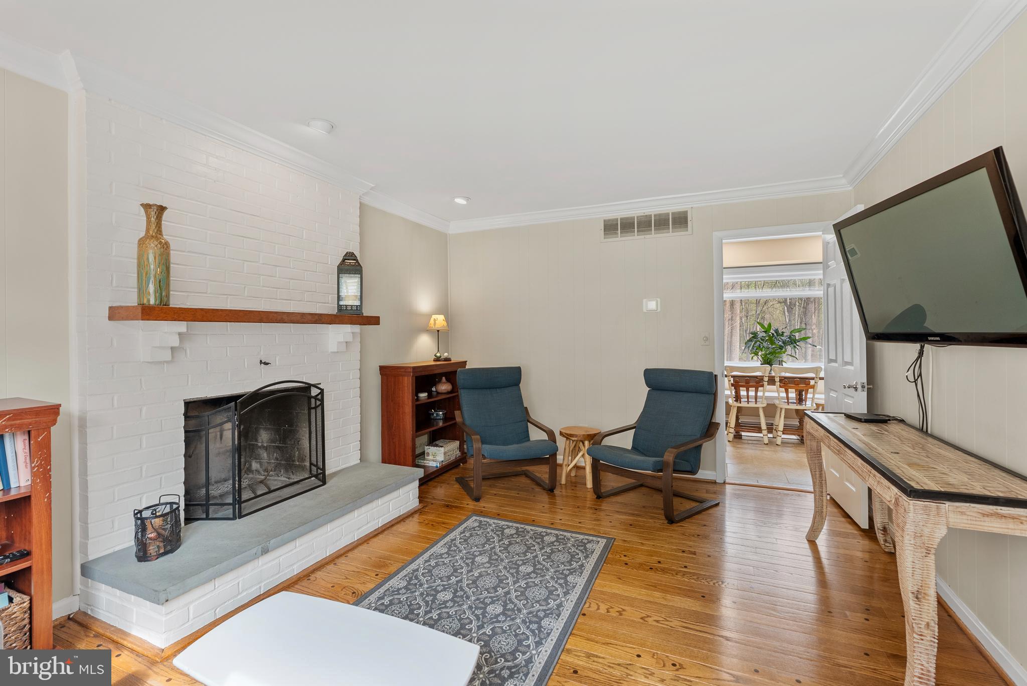 HAMPTON GARDENS - Residential