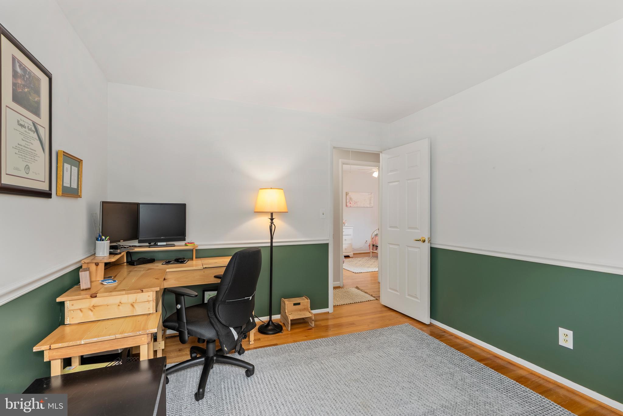 HAMPTON GARDENS - Residential