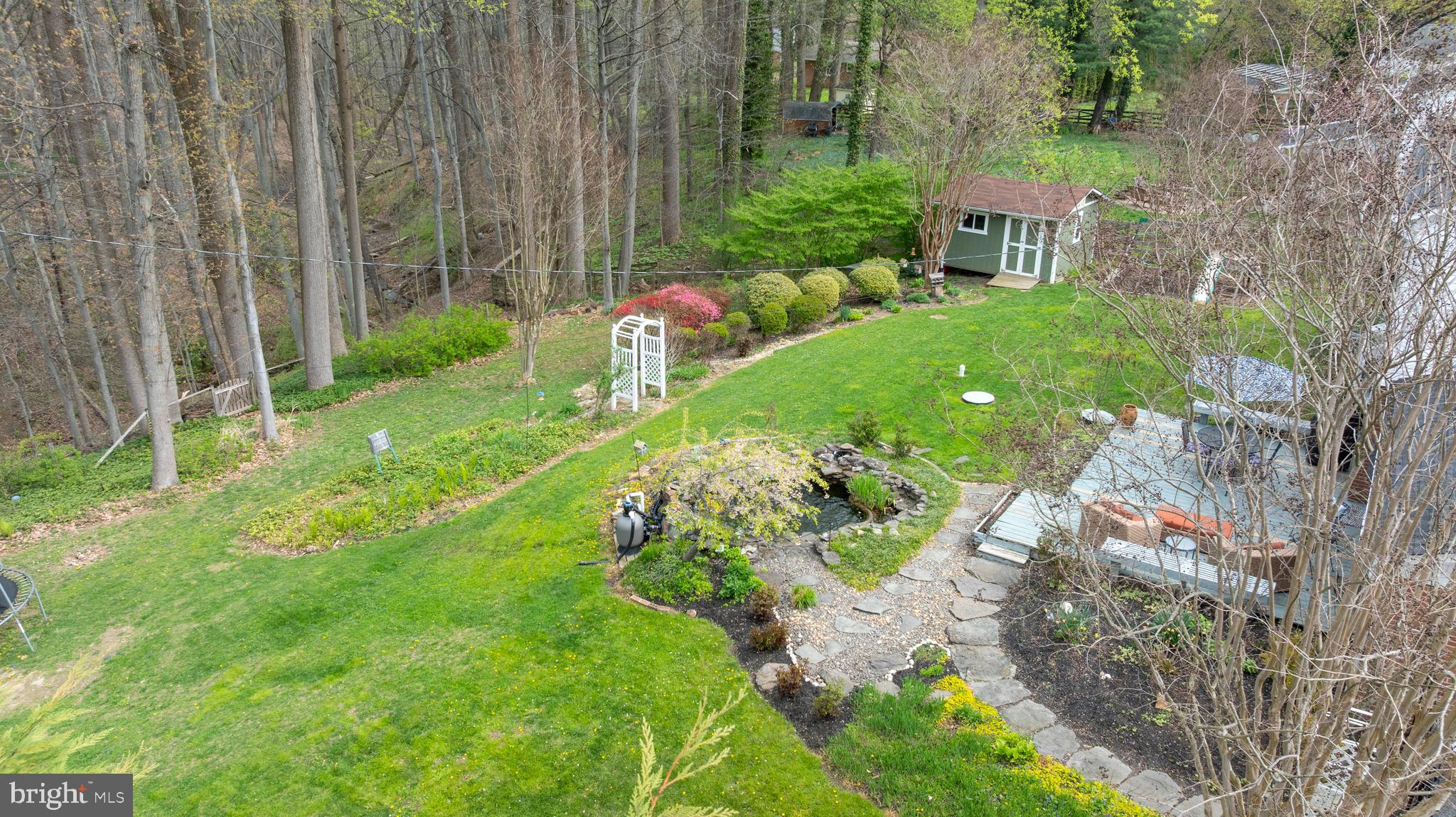 HAMPTON GARDENS - Residential