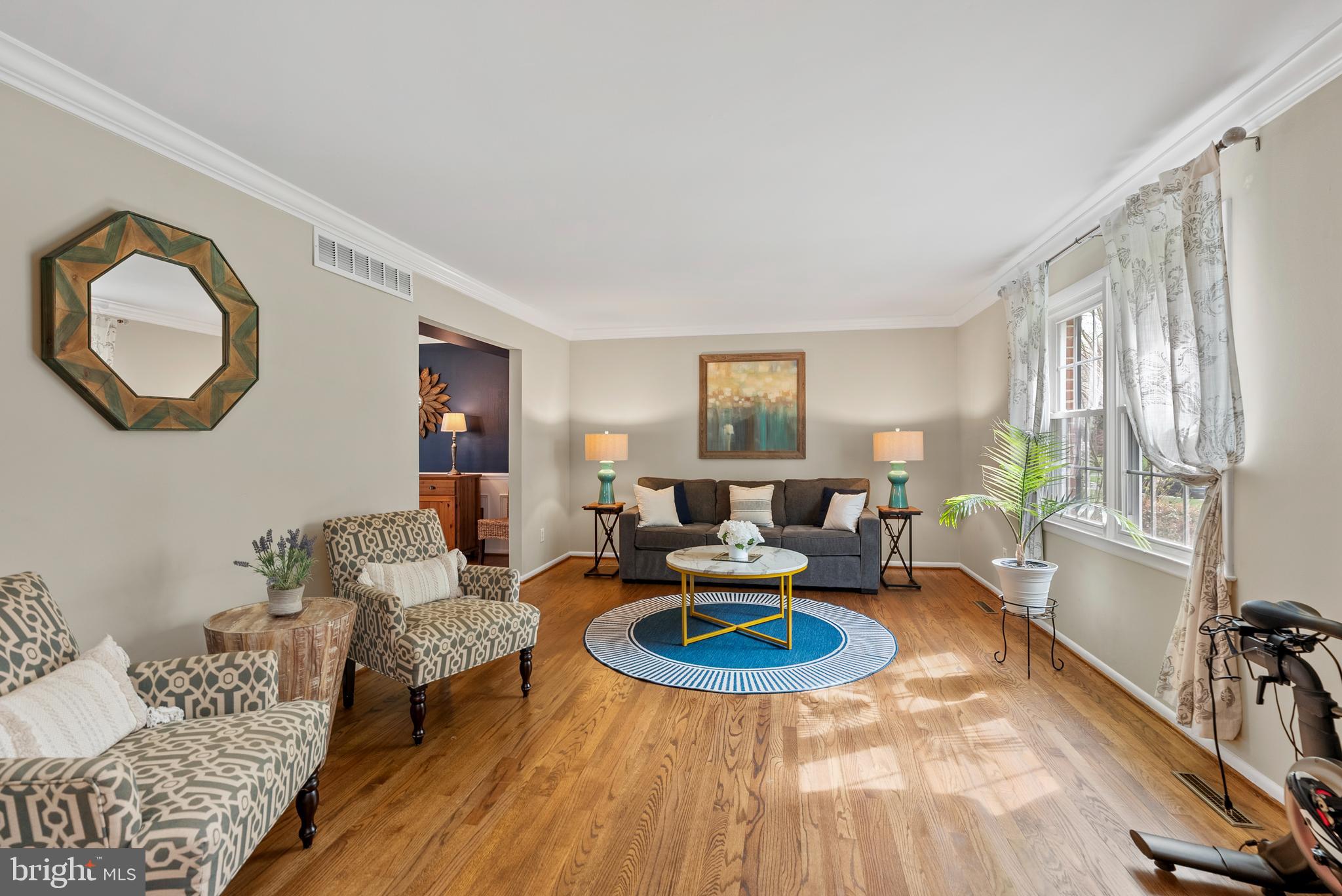 HAMPTON GARDENS - Residential