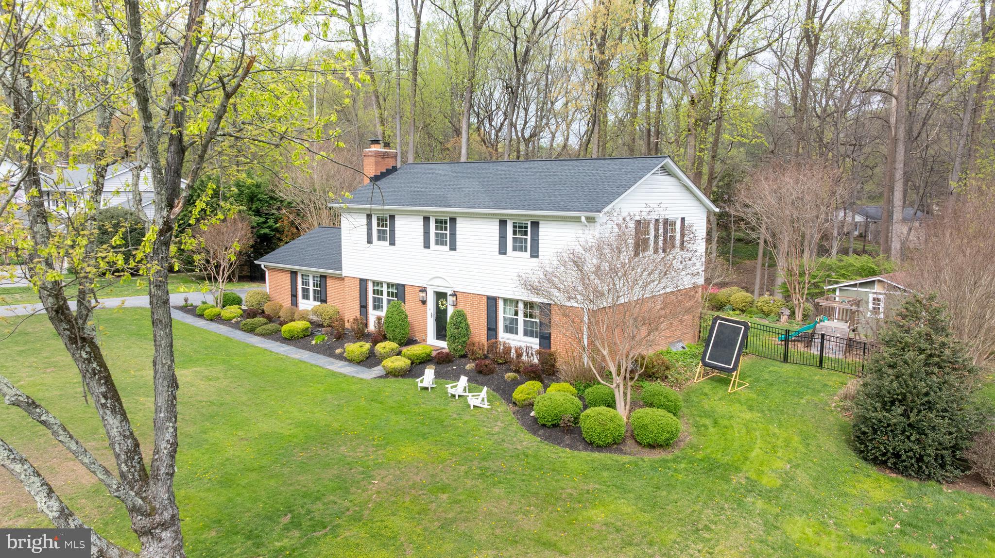 HAMPTON GARDENS - Residential