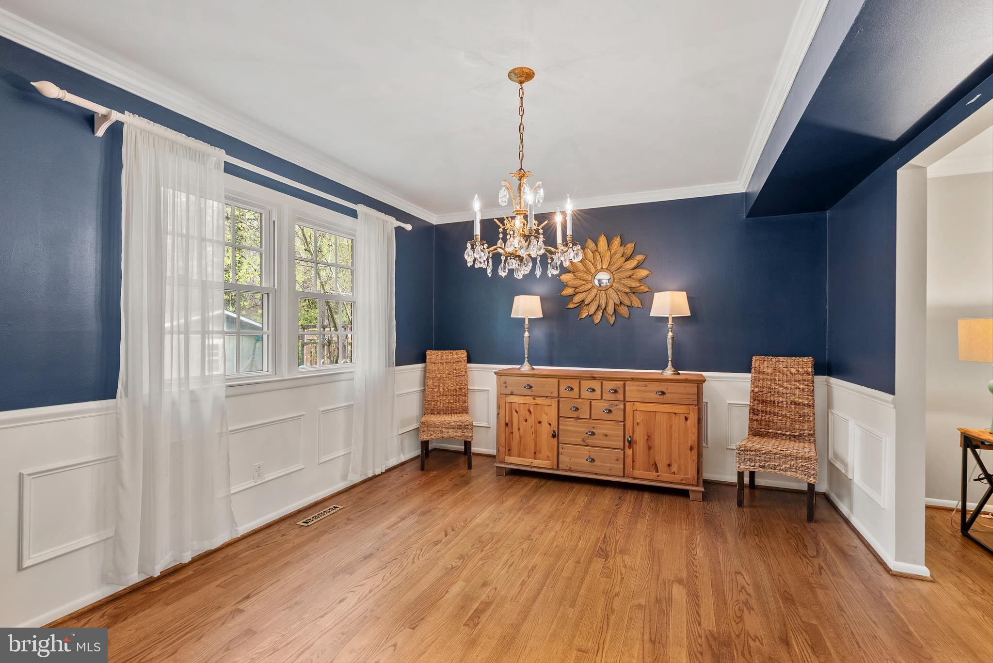 HAMPTON GARDENS - Residential