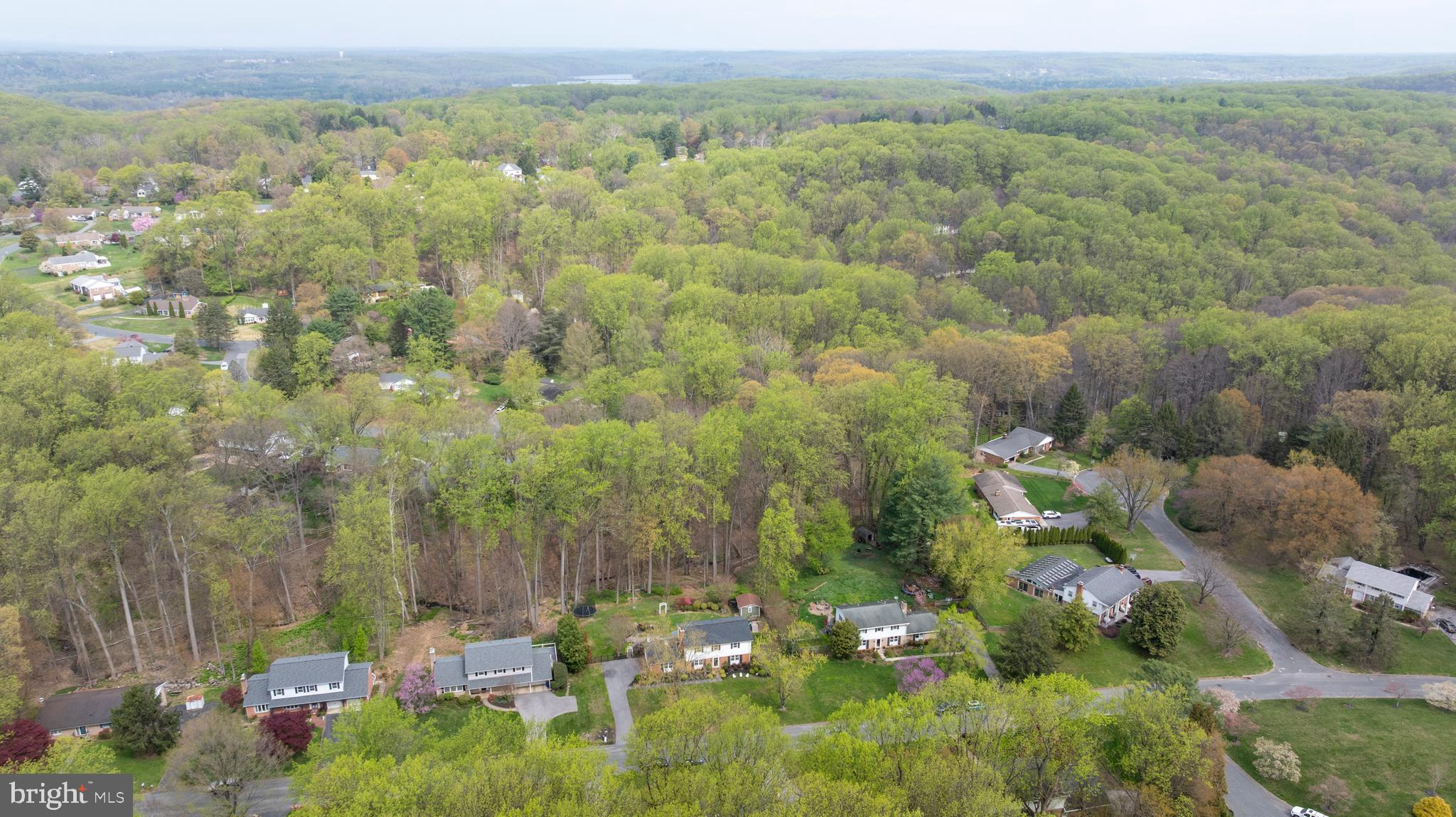 HAMPTON GARDENS - Residential