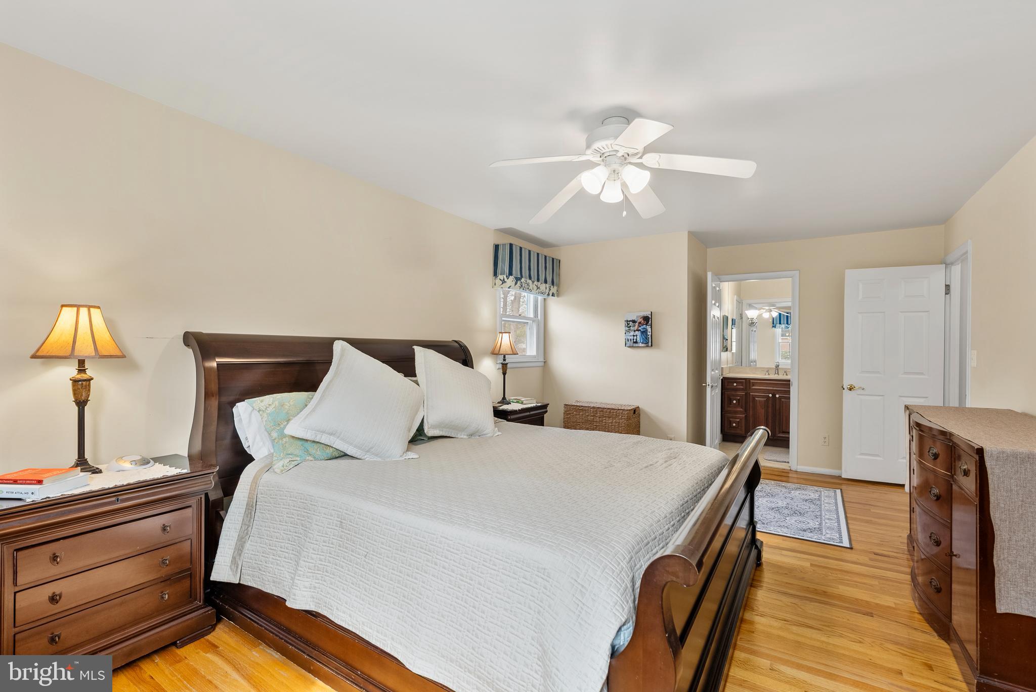 HAMPTON GARDENS - Residential